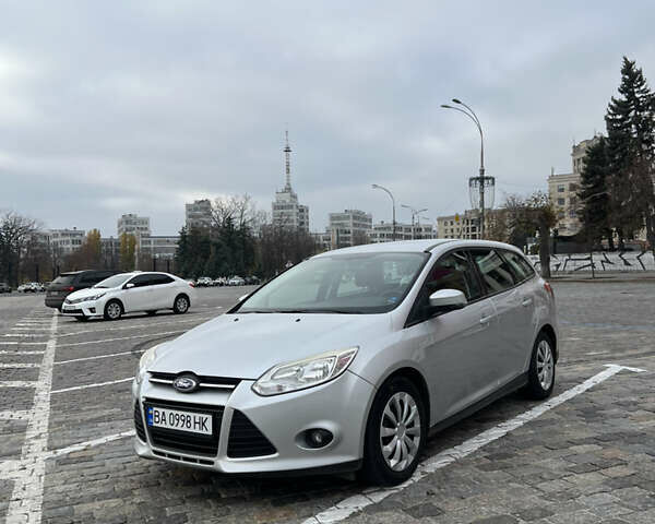 Серый Форд Фокус, объемом двигателя 2 л и пробегом 125 тыс. км за 8200 $, фото 1 на Automoto.ua