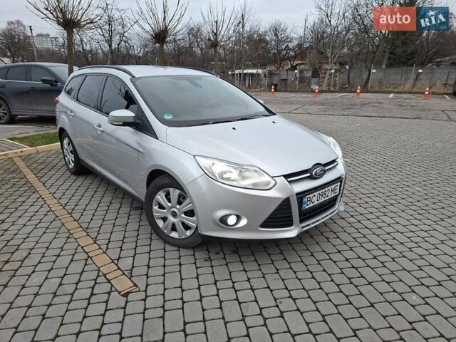 Сірий Форд Фокус, об'ємом двигуна 1.56 л та пробігом 223 тис. км за 8000 $, фото 1 на Automoto.ua
