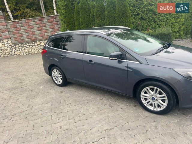 Сірий Форд Фокус, об'ємом двигуна 2 л та пробігом 300 тис. км за 8200 $, фото 1 на Automoto.ua