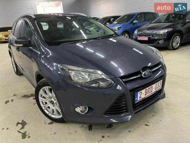 Сірий Форд Фокус, об'ємом двигуна 1.6 л та пробігом 224 тис. км за 8900 $, фото 1 на Automoto.ua