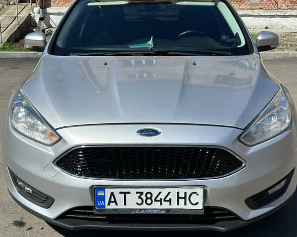 Форд Фокус 2015 у Коломые на Automoto.ua Сірий Форд Фокус, об'ємом двигуна 1.6 л та пробігом 240 тис. км за 8700 $, фото 1 на Automoto.ua