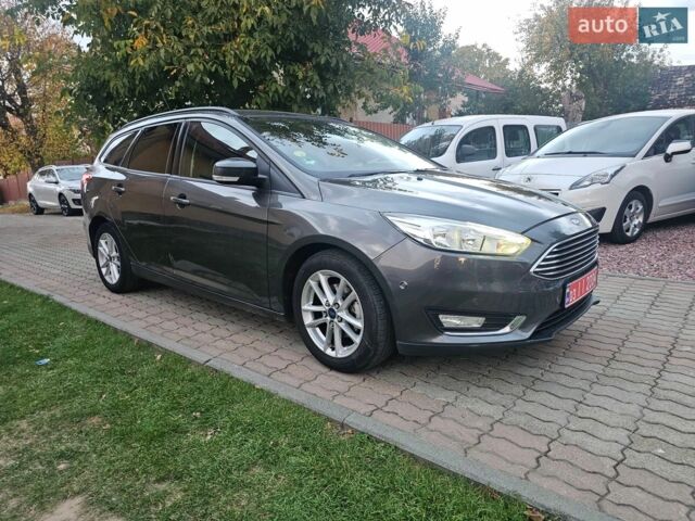Сірий Форд Фокус, об'ємом двигуна 1.6 л та пробігом 214 тис. км за 8750 $, фото 1 на Automoto.ua