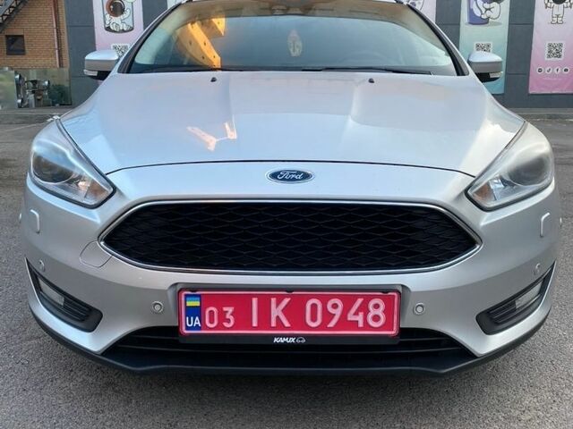 Сірий Форд Фокус, об'ємом двигуна 1.5 л та пробігом 234 тис. км за 9100 $, фото 1 на Automoto.ua