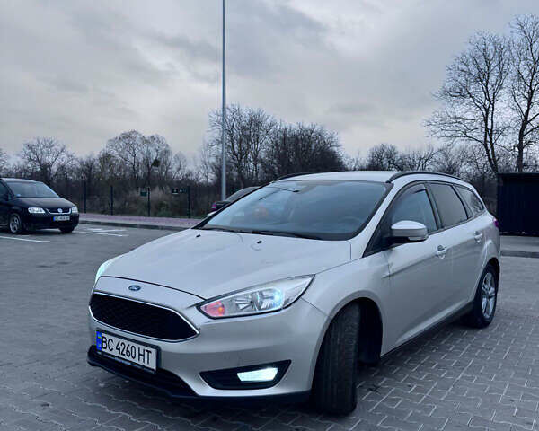 Сірий Форд Фокус, об'ємом двигуна 1.56 л та пробігом 198 тис. км за 7300 $, фото 1 на Automoto.ua