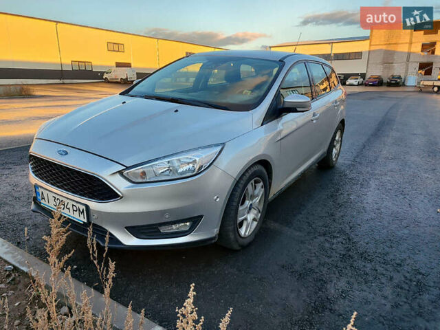 Сірий Форд Фокус, об'ємом двигуна 1.5 л та пробігом 231 тис. км за 8500 $, фото 1 на Automoto.ua