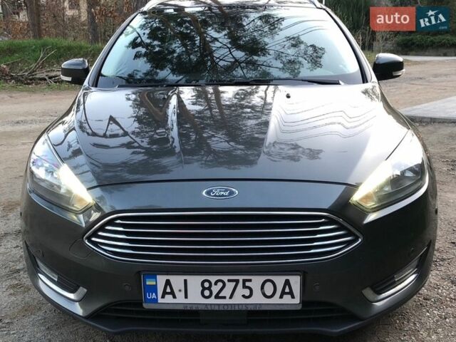 Серый Форд Фокус, объемом двигателя 1.5 л и пробегом 297 тыс. км за 8700 $, фото 1 на Automoto.ua