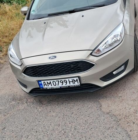 Сірий Форд Фокус, об'ємом двигуна 2 л та пробігом 218 тис. км за 15012 $, фото 1 на Automoto.ua