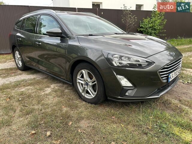 Серый Форд Фокус, объемом двигателя 1 л и пробегом 74 тыс. км за 14900 $, фото 1 на Automoto.ua
