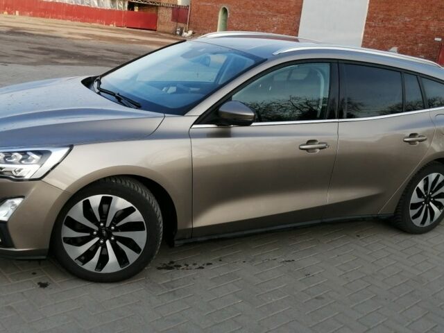 Серый Форд Фокус, объемом двигателя 1.5 л и пробегом 197 тыс. км за 292 $, фото 1 на Automoto.ua