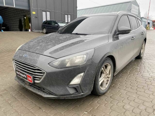 Серый Форд Фокус, объемом двигателя 1.5 л и пробегом 243 тыс. км за 11500 $, фото 1 на Automoto.ua
