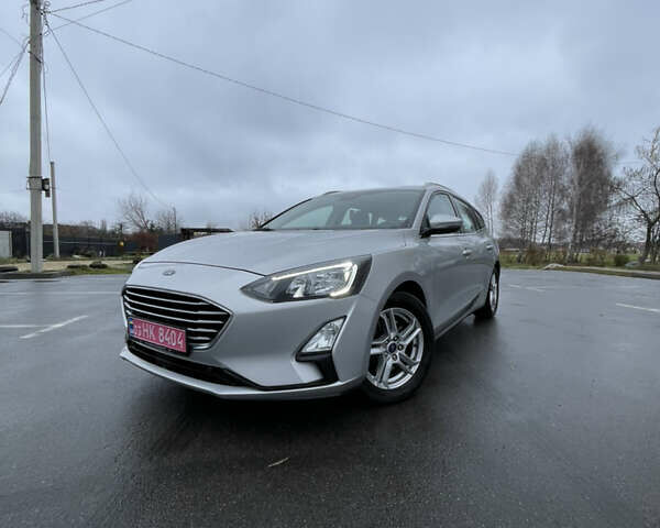 Серый Форд Фокус, объемом двигателя 1.5 л и пробегом 201 тыс. км за 13500 $, фото 1 на Automoto.ua