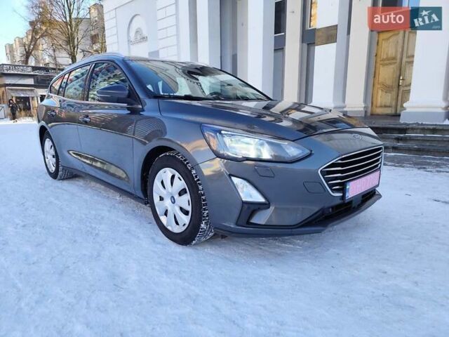 Сірий Форд Фокус, об'ємом двигуна 2 л та пробігом 235 тис. км за 13999 $, фото 1 на Automoto.ua