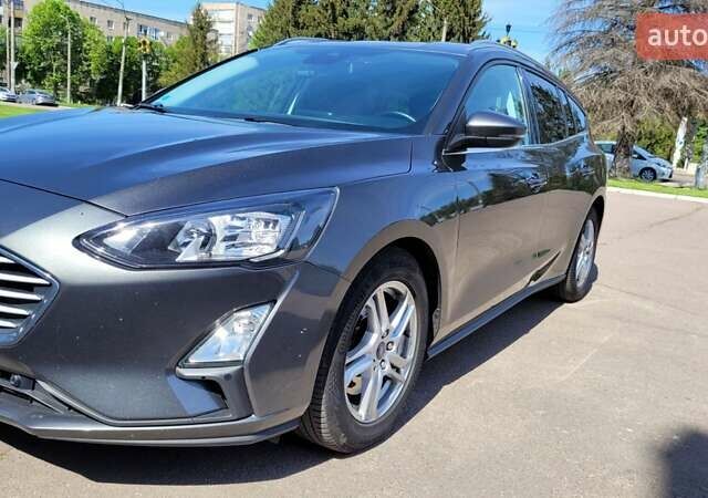 Серый Форд Фокус, объемом двигателя 2 л и пробегом 193 тыс. км за 18000 $, фото 1 на Automoto.ua