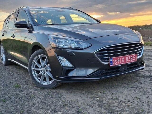 Сірий Форд Фокус, об'ємом двигуна 1.5 л та пробігом 150 тис. км за 14500 $, фото 1 на Automoto.ua