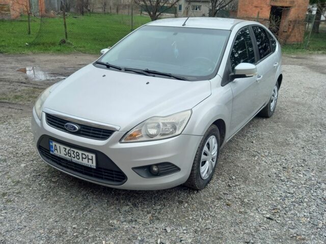 Форд Фокус 2008 у Белой Церкве на Automoto.ua Сірий Форд Фокус, об'ємом двигуна 1.6 л та пробігом 250 тис. км за 4700 $, фото 1 на Automoto.ua