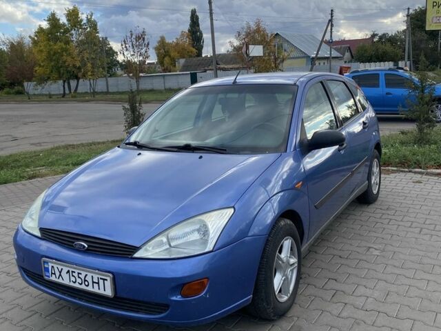 Синий Форд Фокус, объемом двигателя 1.8 л и пробегом 175 тыс. км за 3200 $, фото 1 на Automoto.ua