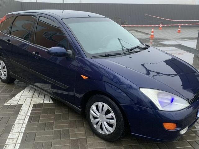 Синій Форд Фокус, об'ємом двигуна 1.8 л та пробігом 245 тис. км за 1400 $, фото 1 на Automoto.ua