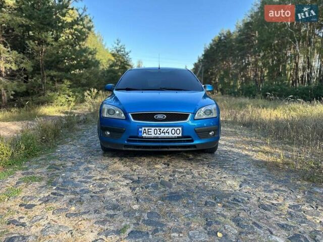 Синий Форд Фокус, объемом двигателя 2 л и пробегом 393 тыс. км за 3999 $, фото 1 на Automoto.ua