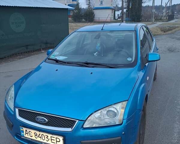 Синий Форд Фокус, объемом двигателя 2 л и пробегом 450 тыс. км за 3800 $, фото 1 на Automoto.ua