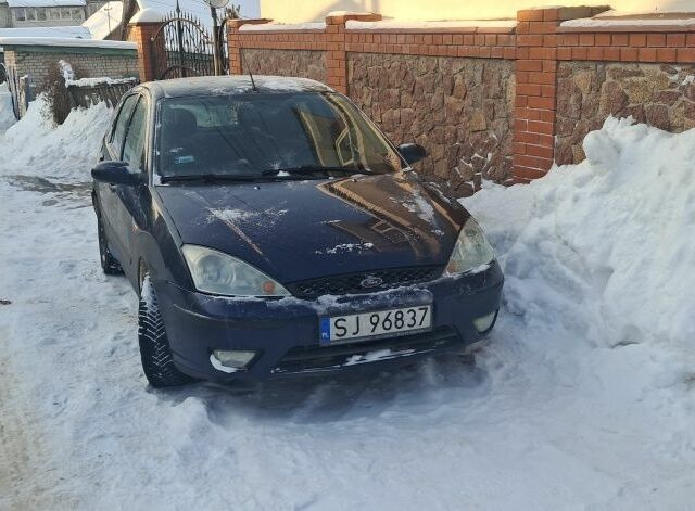 Синий Форд Фокус, объемом двигателя 1.8 л и пробегом 316 тыс. км за 1500 $, фото 1 на Automoto.ua