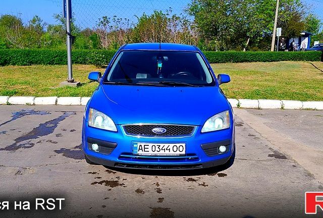 Синій Форд Фокус, об'ємом двигуна 2 л та пробігом 320 тис. км за 4400 $, фото 1 на Automoto.ua