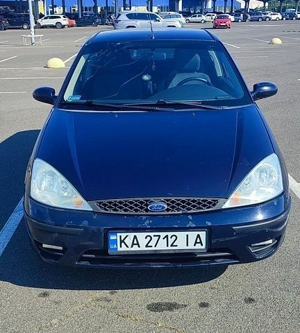 Синий Форд Фокус, объемом двигателя 1.6 л и пробегом 260 тыс. км за 2500 $, фото 1 на Automoto.ua