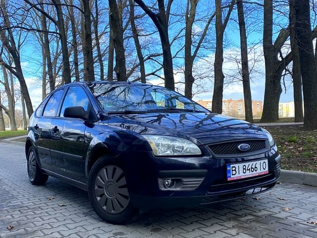 Синій Форд Фокус, об'ємом двигуна 1.4 л та пробігом 200 тис. км за 4500 $, фото 1 на Automoto.ua