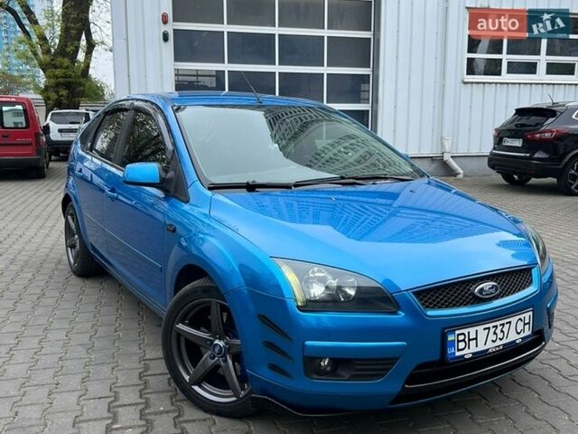 Синий Форд Фокус, объемом двигателя 2 л и пробегом 142 тыс. км за 6800 $, фото 1 на Automoto.ua