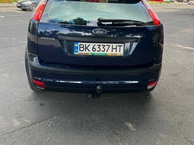 Синій Форд Фокус, об'ємом двигуна 1.6 л та пробігом 194 тис. км за 4000 $, фото 1 на Automoto.ua