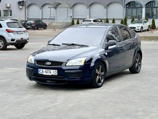 Синий Форд Фокус, объемом двигателя 1.4 л и пробегом 367 тыс. км за 2799 $, фото 1 на Automoto.ua