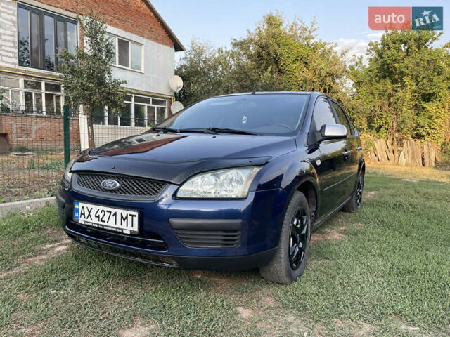 Синий Форд Фокус, объемом двигателя 1.6 л и пробегом 248 тыс. км за 4299 $, фото 1 на Automoto.ua