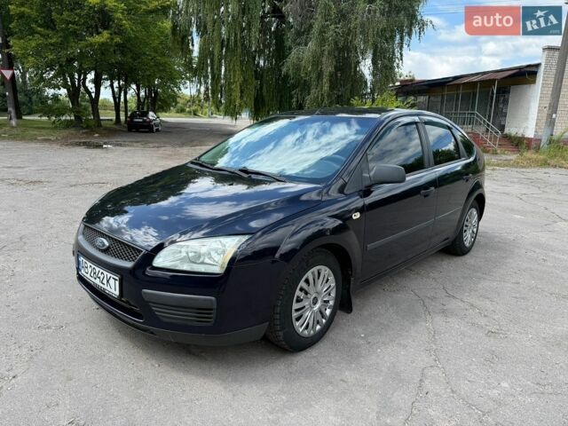 Синій Форд Фокус, об'ємом двигуна 1.39 л та пробігом 195 тис. км за 3650 $, фото 1 на Automoto.ua