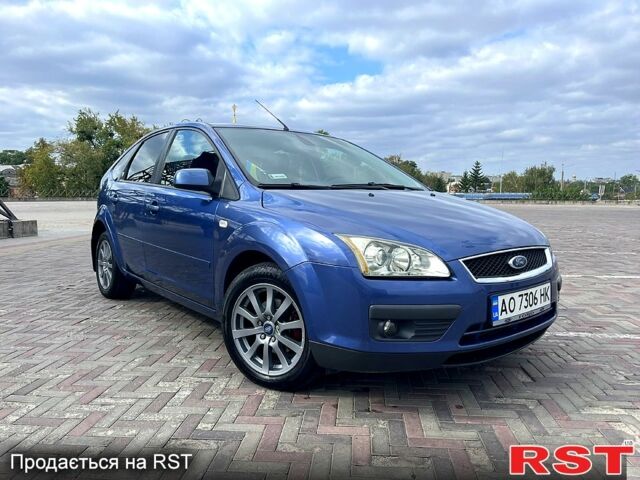 Синий Форд Фокус, объемом двигателя 1.8 л и пробегом 240 тыс. км за 5500 $, фото 1 на Automoto.ua