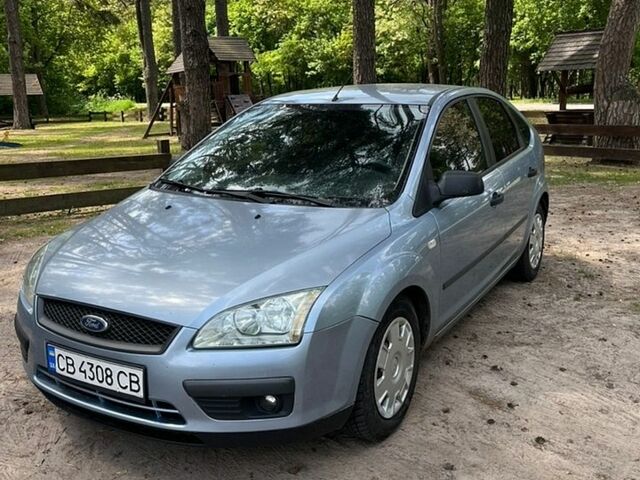 Синий Форд Фокус, объемом двигателя 1.6 л и пробегом 350 тыс. км за 3900 $, фото 1 на Automoto.ua