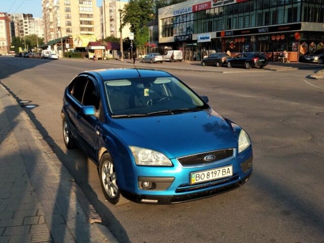 Синій Форд Фокус, об'ємом двигуна 1.6 л та пробігом 195 тис. км за 4600 $, фото 1 на Automoto.ua