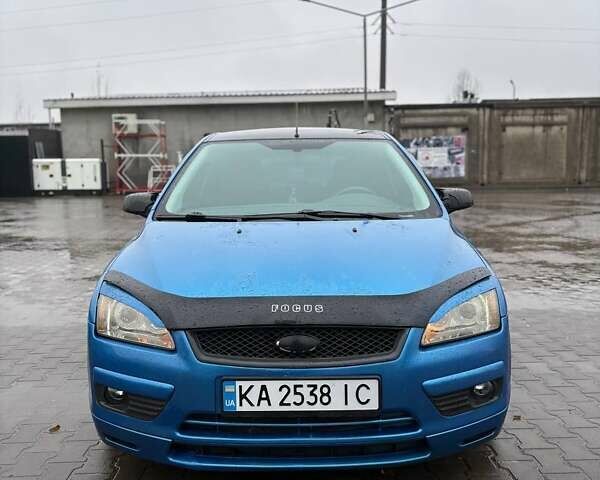 Синий Форд Фокус, объемом двигателя 1.6 л и пробегом 245 тыс. км за 4500 $, фото 1 на Automoto.ua