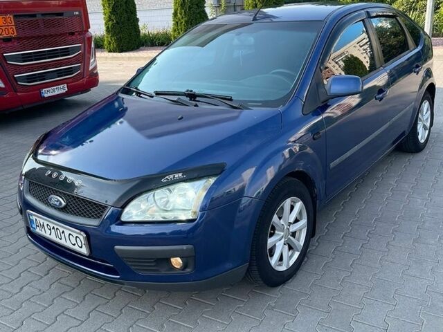 Синій Форд Фокус, об'ємом двигуна 1.39 л та пробігом 312 тис. км за 3550 $, фото 1 на Automoto.ua