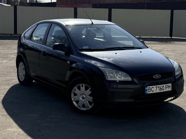 Синий Форд Фокус, объемом двигателя 1.6 л и пробегом 367 тыс. км за 3700 $, фото 1 на Automoto.ua