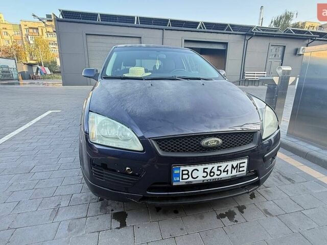 Синій Форд Фокус, об'ємом двигуна 1.39 л та пробігом 215 тис. км за 2500 $, фото 1 на Automoto.ua