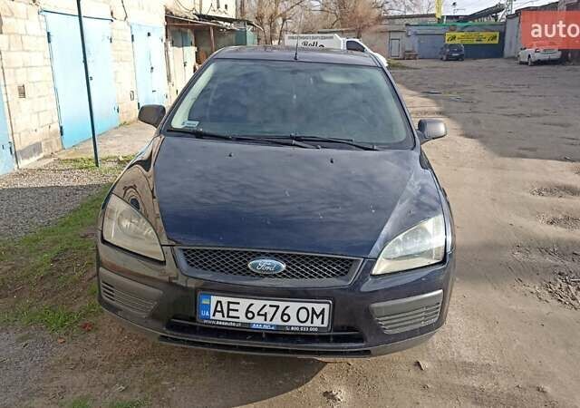 Синий Форд Фокус, объемом двигателя 1.4 л и пробегом 203 тыс. км за 3600 $, фото 1 на Automoto.ua