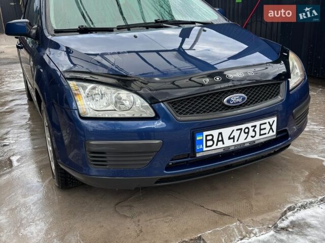 Синий Форд Фокус, объемом двигателя 1.6 л и пробегом 220 тыс. км за 3800 $, фото 1 на Automoto.ua
