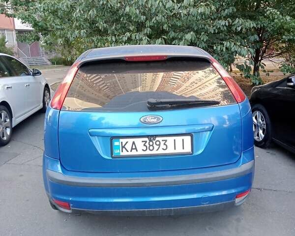 Синий Форд Фокус, объемом двигателя 1.6 л и пробегом 250 тыс. км за 2200 $, фото 1 на Automoto.ua