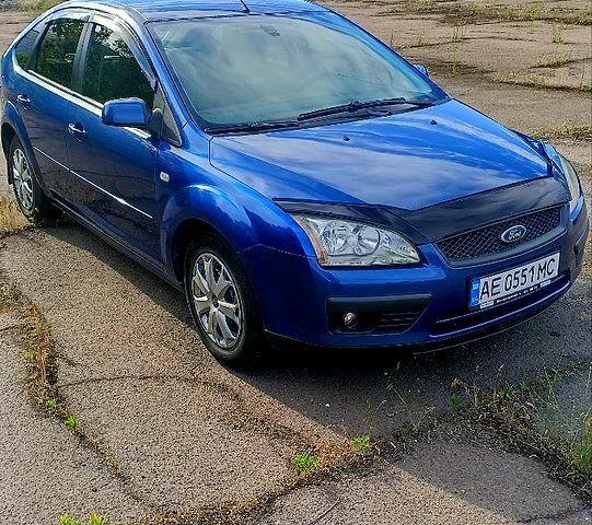 Синий Форд Фокус, объемом двигателя 1.6 л и пробегом 195 тыс. км за 4600 $, фото 1 на Automoto.ua