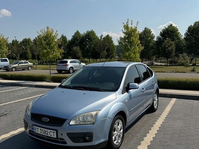 Синій Форд Фокус, об'ємом двигуна 1.6 л та пробігом 179 тис. км за 5400 $, фото 1 на Automoto.ua