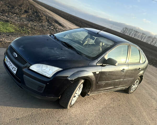 Синій Форд Фокус, об'ємом двигуна 1.4 л та пробігом 305 тис. км за 2999 $, фото 1 на Automoto.ua