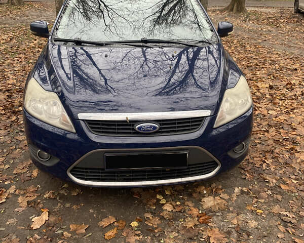 Синий Форд Фокус, объемом двигателя 2 л и пробегом 265 тыс. км за 6000 $, фото 1 на Automoto.ua