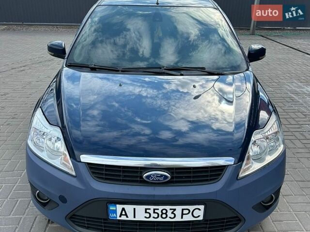 Синий Форд Фокус, объемом двигателя 2 л и пробегом 242 тыс. км за 5300 $, фото 1 на Automoto.ua
