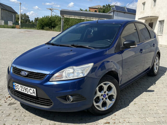 Синій Форд Фокус, об'ємом двигуна 1.8 л та пробігом 226 тис. км за 5900 $, фото 1 на Automoto.ua