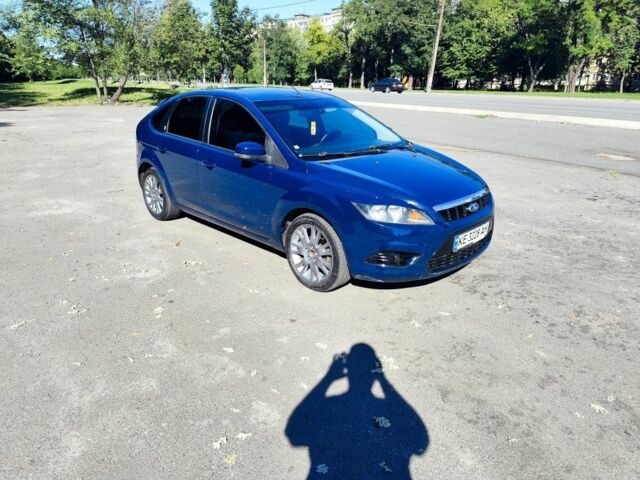 Синій Форд Фокус, об'ємом двигуна 2 л та пробігом 217 тис. км за 4797 $, фото 1 на Automoto.ua