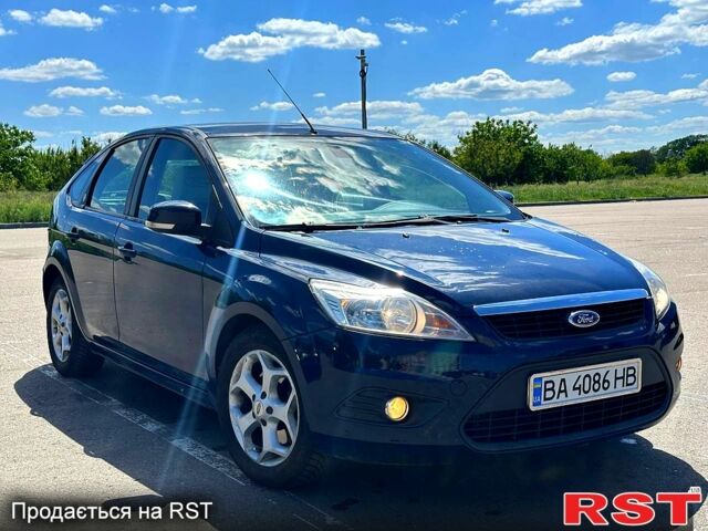 Синий Форд Фокус, объемом двигателя 2 л и пробегом 175 тыс. км за 5800 $, фото 1 на Automoto.ua